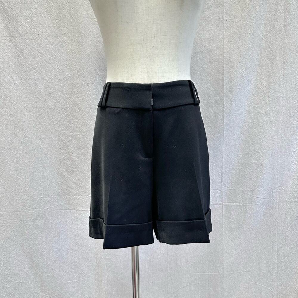 White House Black Market Mid-Rise Black Cuffed Dress‎ Shorts 6" inseam Size 6